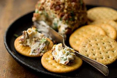 A bacon jalapeno cheese ball